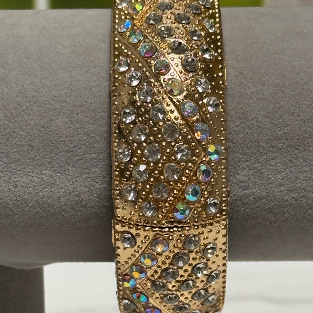 Boutique Gold Crystal Bangle Bracelet - Picture 13 of 17